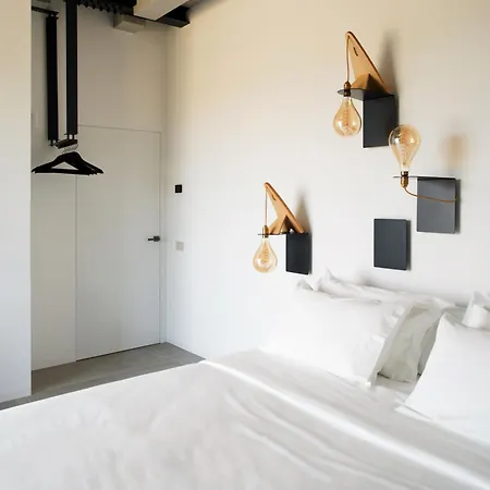 住宿加早餐酒店 Panevi 3*