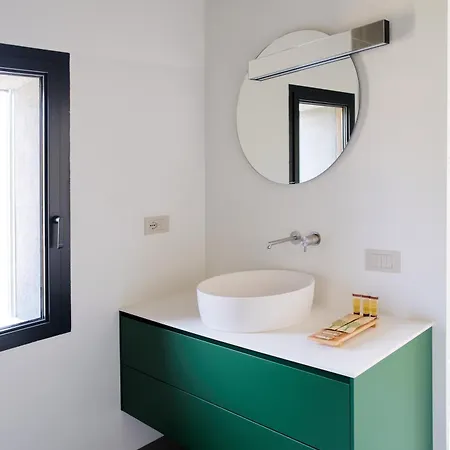 住宿加早餐酒店 Panevi 3*