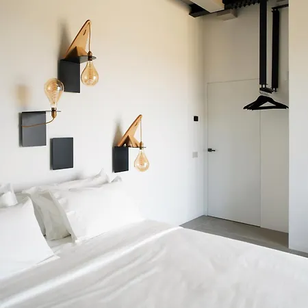 住宿加早餐酒店 Panevi